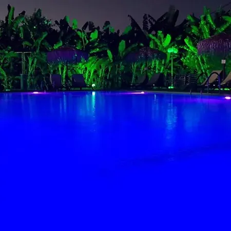 Naturist Angel Nudist Club - Adults Only Paradíszi